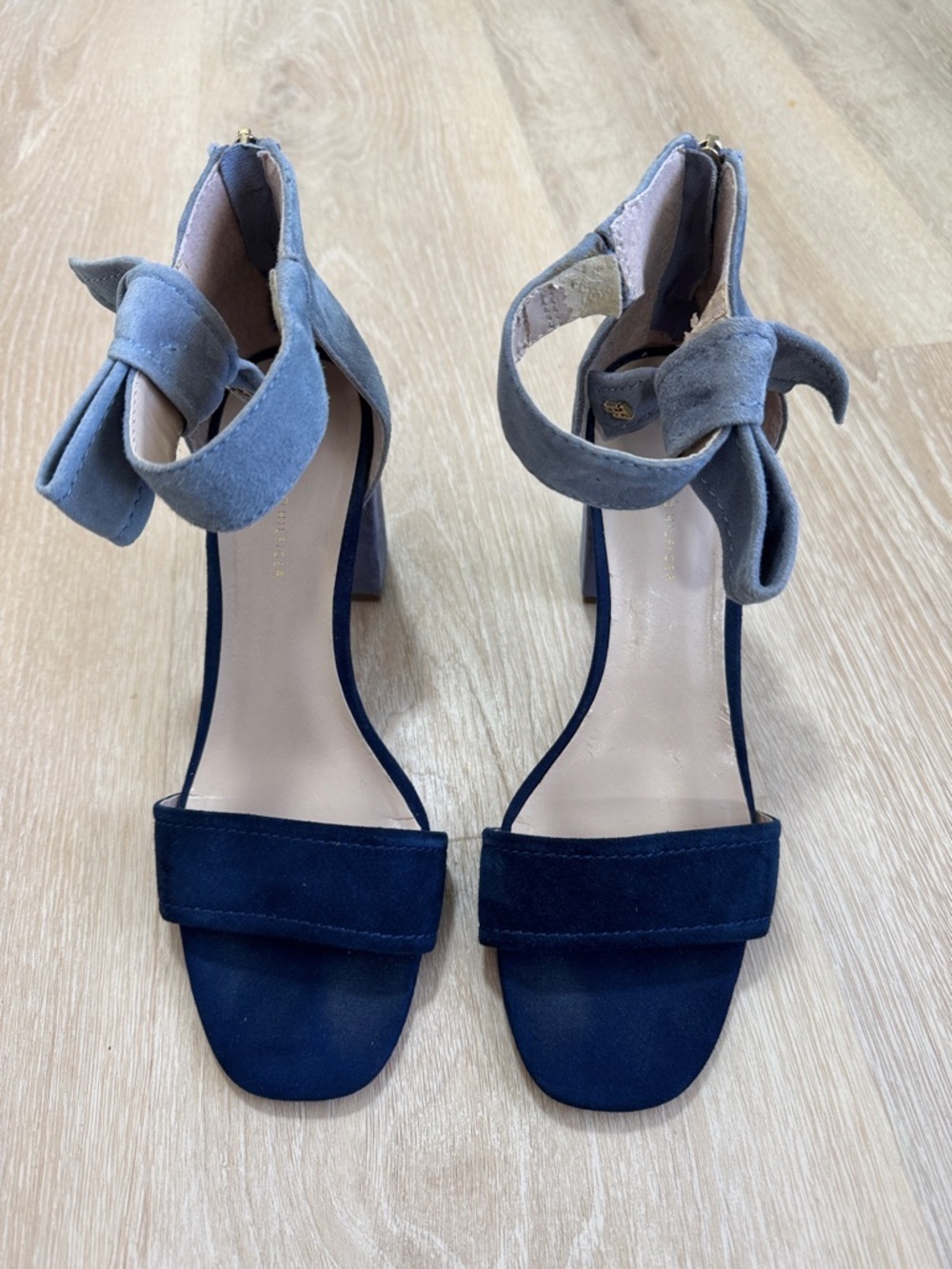 Tommy Hilfiger Navy Blue Suede Heels with Light Gray Bow Ankle Straps
